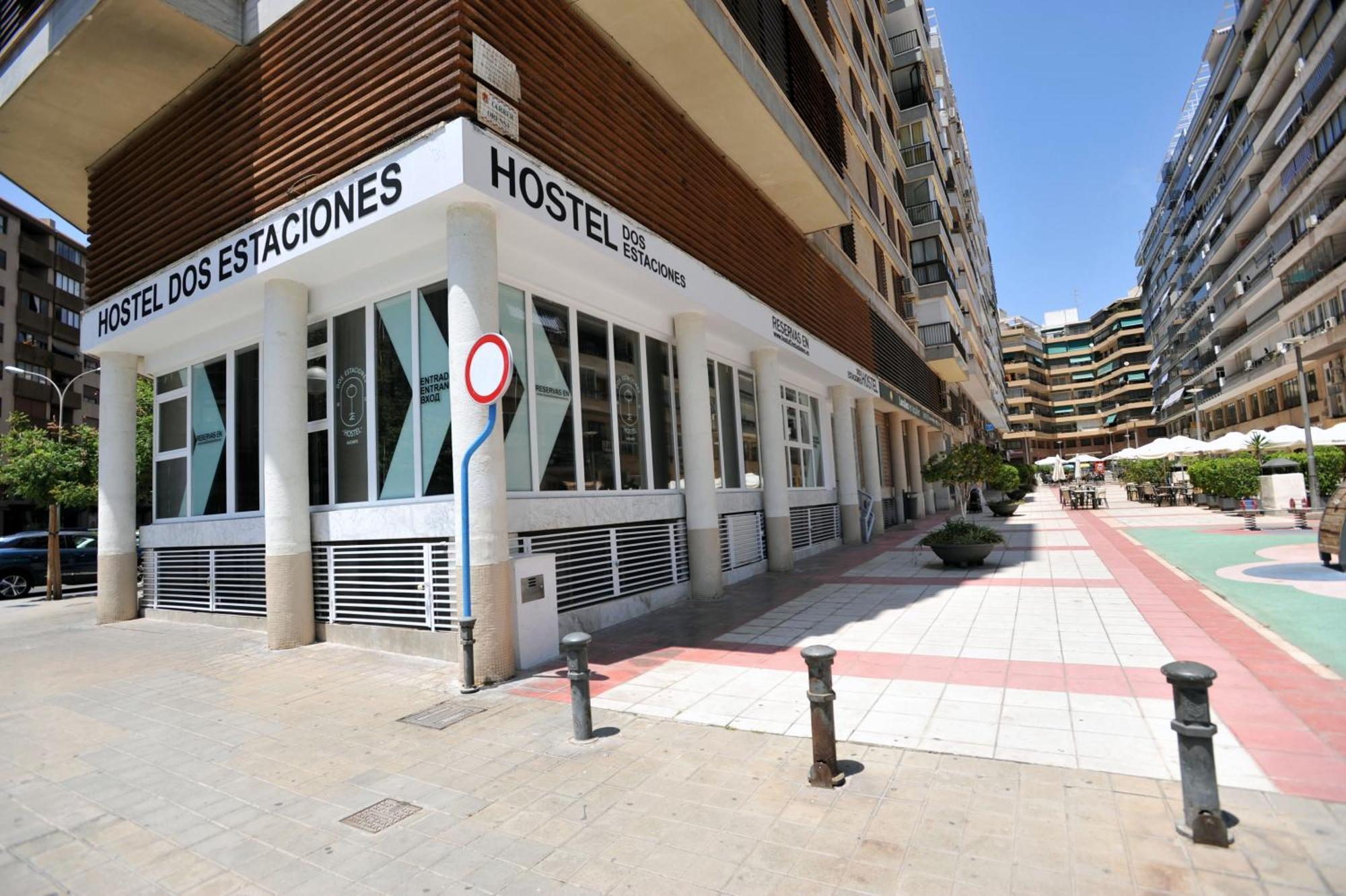 Hostel Dos Estaciones - Free Towels, Coffee & Tea, Remote Check-In 알리칸테 외부 사진