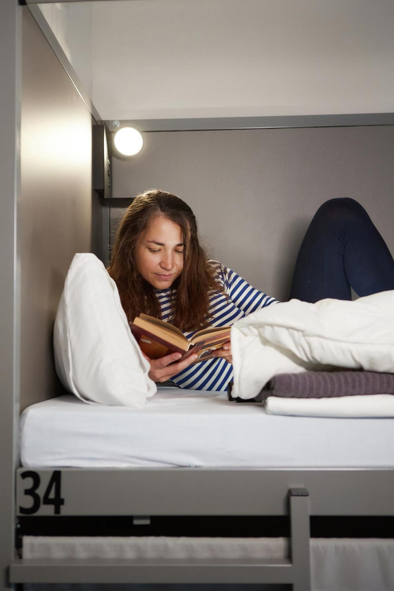 Hostel Dos Estaciones - Free Towels, Coffee & Tea, Remote Check-In 알리칸테 외부 사진